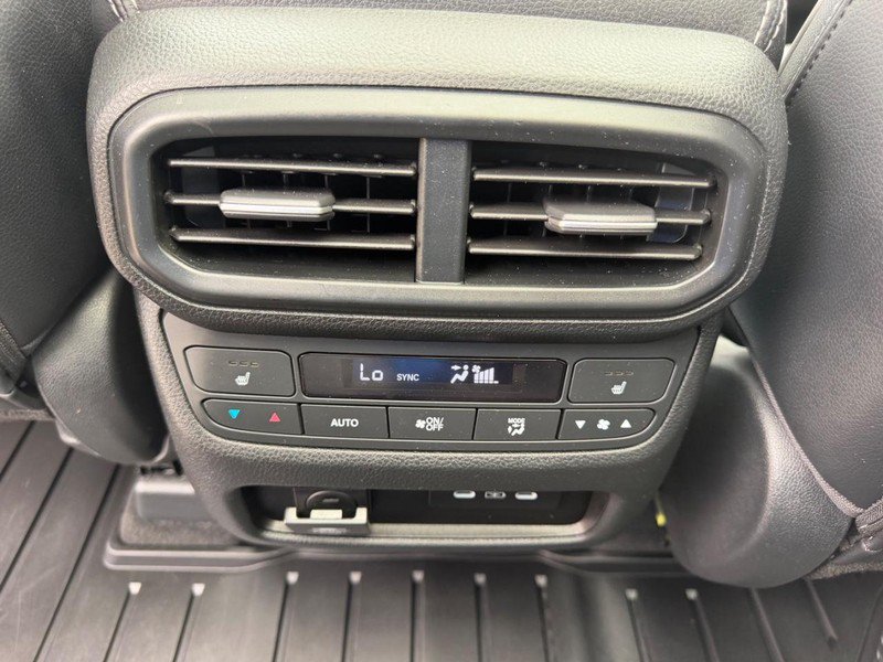 Certified 2024 Honda Pilot Elite image 11