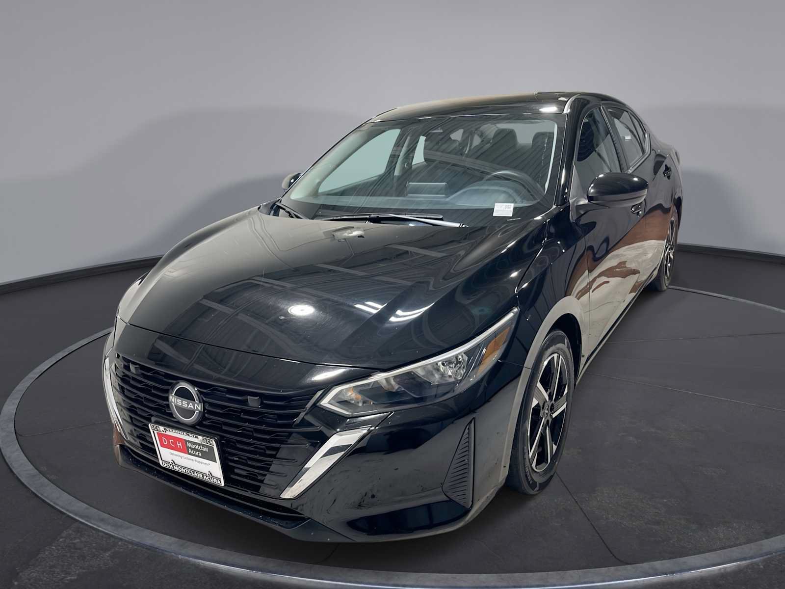 Used 2024 Nissan Sentra SV FWD image 1