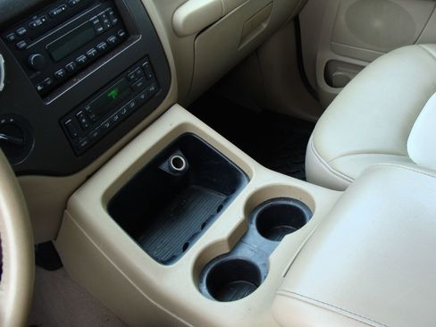 Used 2006 Ford Expedition Eddie Bauer AWD/4WD image 21