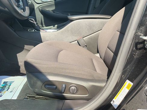 Used 2023 Chevrolet Malibu RS FWD image 15