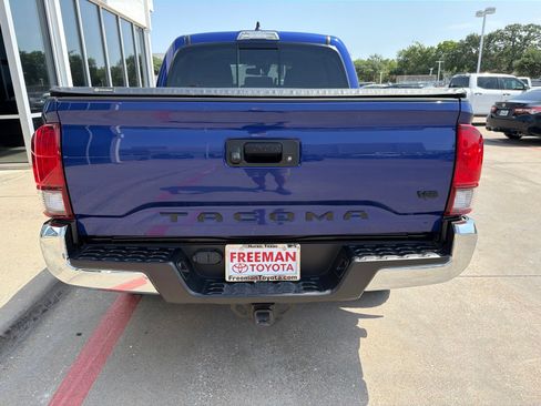 Used 2023 Toyota Tacoma SR5 RWD image 7