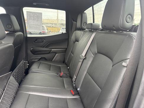 Used 2025 Chevrolet Colorado Trail Boss AWD/4WD image 13