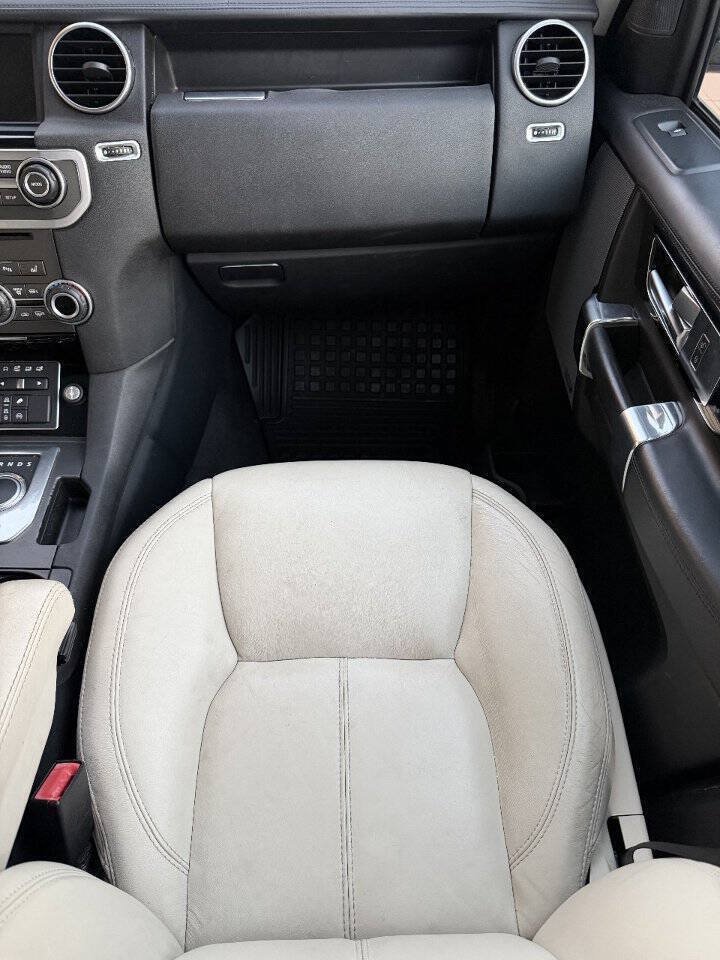 Used 2015 Land Rover LR4 HSE LUX AWD/4WD image 13