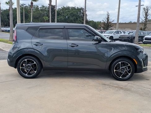 Used 2023 Kia Soul EX FWD image 3