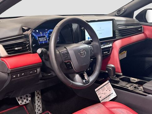 Used 2025 Toyota Camry XSE w/ Premium Package FWD image 7