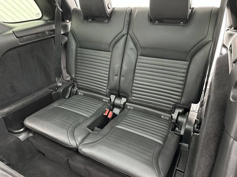 Used 2018 Land Rover Discovery HSE Luxury AWD/4WD image 24