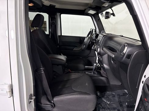 Used 2014 Jeep Wrangler Unlimited Sport w/ Quick Order Package 24S image 30