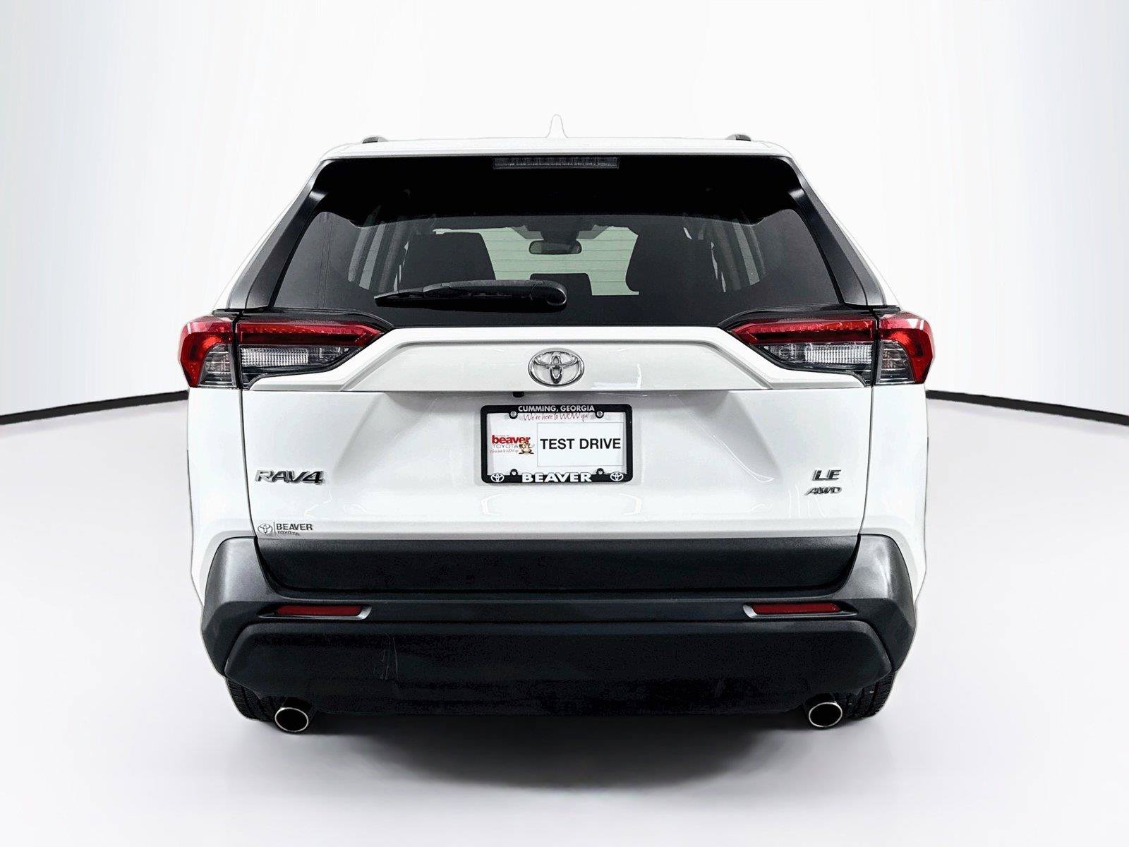 Used 2019 Toyota RAV4 LE AWD/4WD image 10
