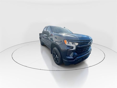 Used 2023 Chevrolet Silverado 1500 RST w/ Z71 Off-Road Package image 2