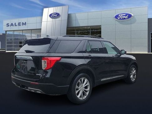 Certified 2023 Ford Explorer XLT w/ Equipment Group 202A AWD/4WD image 3
