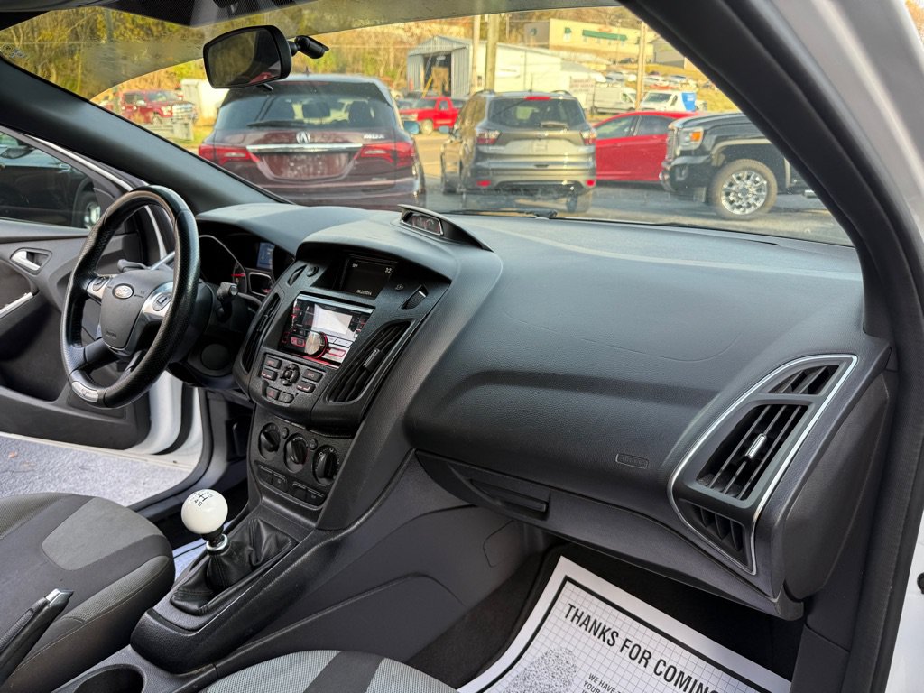 Used 2014 Ford Focus ST FWD image 37