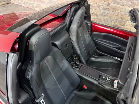 Used 2021 MAZDA MX-5 Miata RF Grand Touring RWD image 4