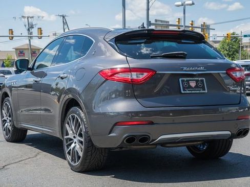 Used 2017 Maserati Levante w/ Sport Package AWD/4WD image 5
