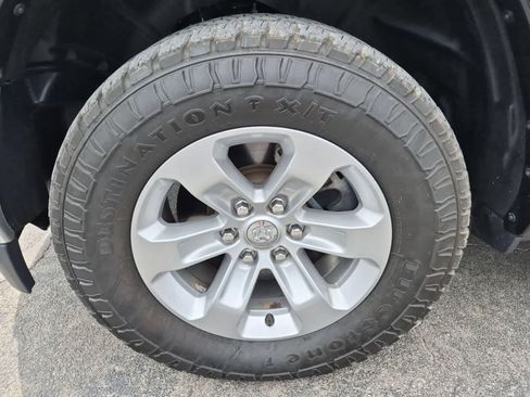 Used 2020 RAM 1500 Laramie AWD/4WD image 14