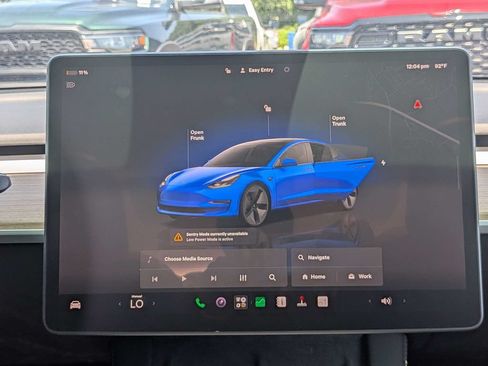 Used 2023 Tesla Model 3 Standard Range RWD image 17