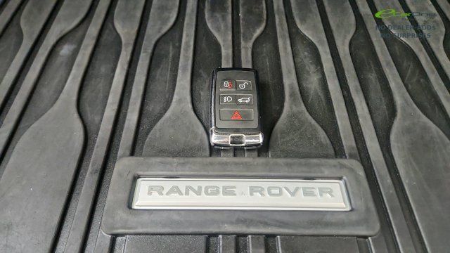 Used 2024 Land Rover Range Rover Velar Dynamic SE AWD/4WD image 83