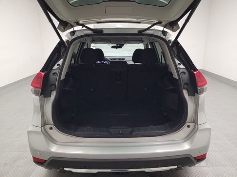 Used 2019 Nissan Rogue SV FWD image 29