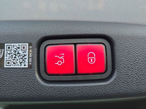 New 2026 Mercedes-Benz E 350 4MATIC Sedan image 14