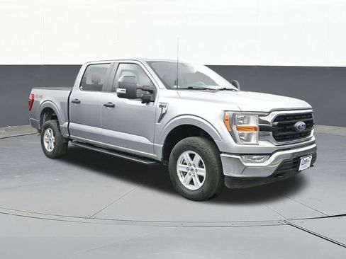 Used 2022 Ford F150 XLT w/ Trailer Tow Package image 14