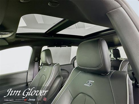 New 2026 Chrysler Pacifica Limited w/ S Appearance Package image 26