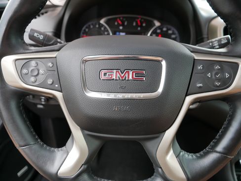 Used 2018 GMC Terrain Denali w/ Comfort Package AWD/4WD image 25