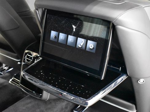 New 2027 Rolls-Royce Phantom Sedan RWD image 23