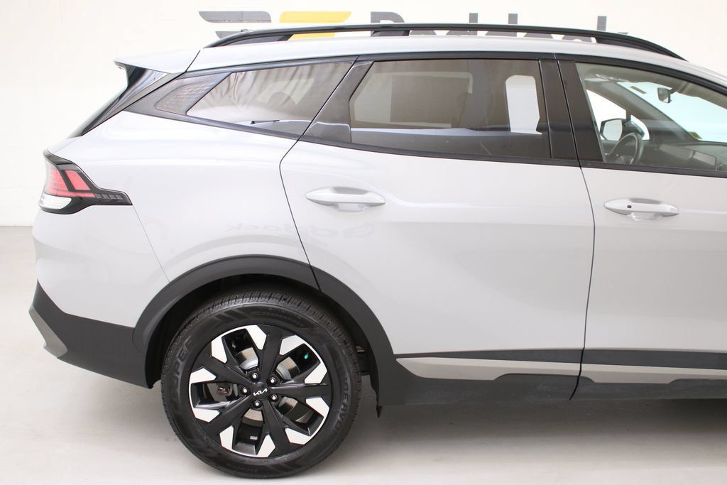 Used 2023 Kia Sportage X-Line w/ X-Line Premium Package AWD/4WD image 11