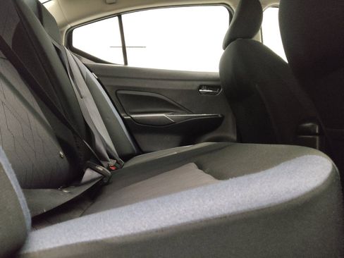 Used 2025 Nissan Versa SV FWD image 19