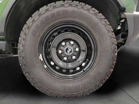 Used 2023 Ford Bronco Black Diamond AWD/4WD image 4