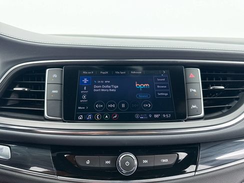 Used 2022 Buick Enclave Premium AWD/4WD image 5