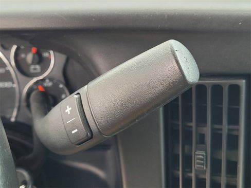 Used 2023 GMC Savana 3500 LS image 17