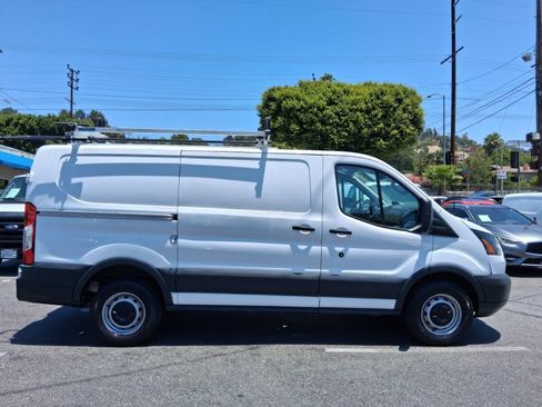 Used 2017 Ford Transit 250 130 Low Roof RWD image 7