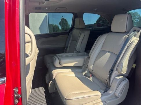Used 2022 Honda Odyssey Elite image 34