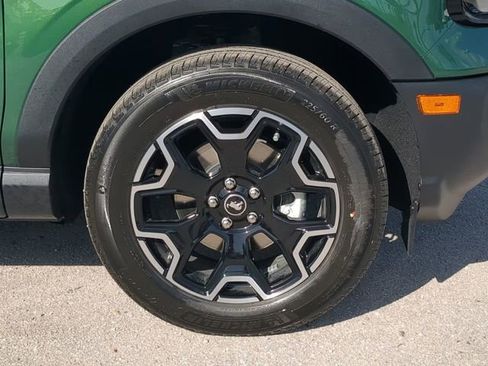 New 2025 Ford Bronco Sport Outer Banks image 12