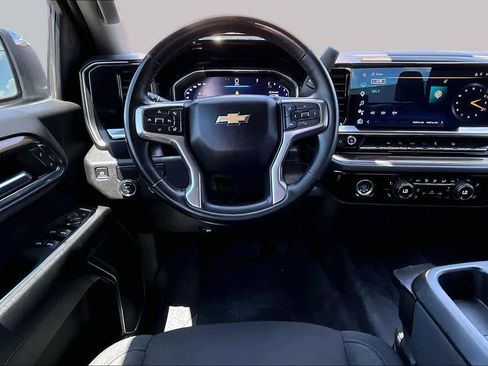 Used 2024 Chevrolet Silverado 1500 LT w/ Protection Package RWD image 6