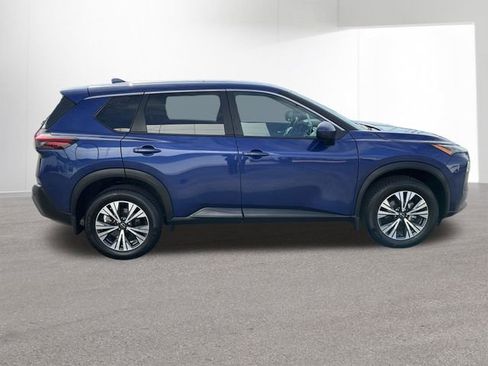 Certified 2023 Nissan Rogue SV image 33