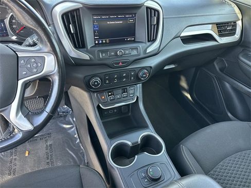 Used 2021 GMC Terrain SLE w/ Elevation Edition image 27