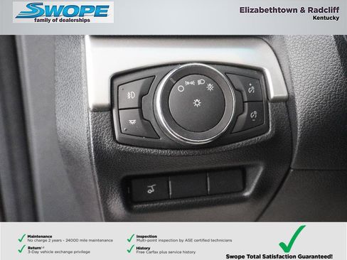 Used 2016 Ford Explorer XLT w/ Equipment Group 202A AWD/4WD image 16