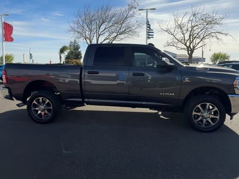 Used 2022 RAM 2500 Big Horn w/ Cold Weather Group image 8