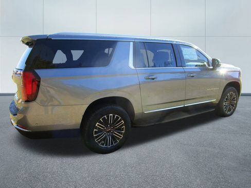 New 2026 GMC Yukon XL Elevation w/ Elevation Premium Package image 7