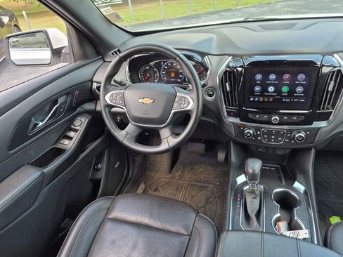 Used 2023 Chevrolet Traverse High Country AWD/4WD image 15