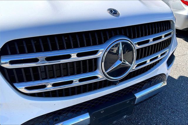 Used 2024 Mercedes-Benz GLE 350 4MATIC image 6