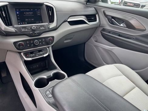 Certified 2022 GMC Terrain SLE w/ Driver Convenience Package AWD/4WD image 19
