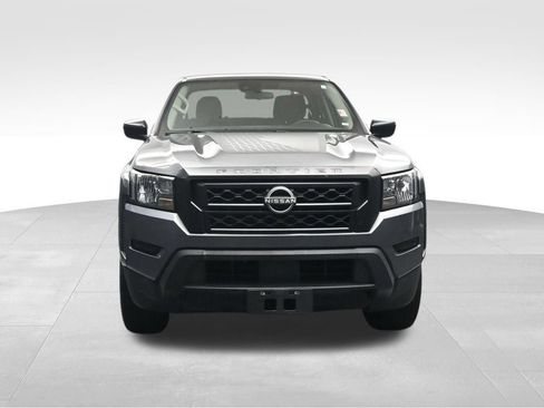 Used 2022 Nissan Frontier S w/ Technology Package RWD image 8