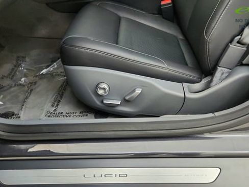 Used 2024 Lucid Air Touring AWD/4WD image 35