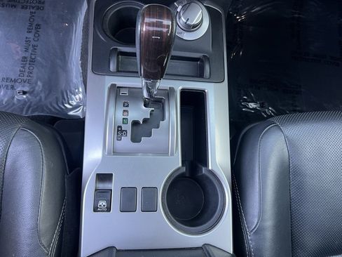 Used 2021 Toyota 4Runner Limited image 21