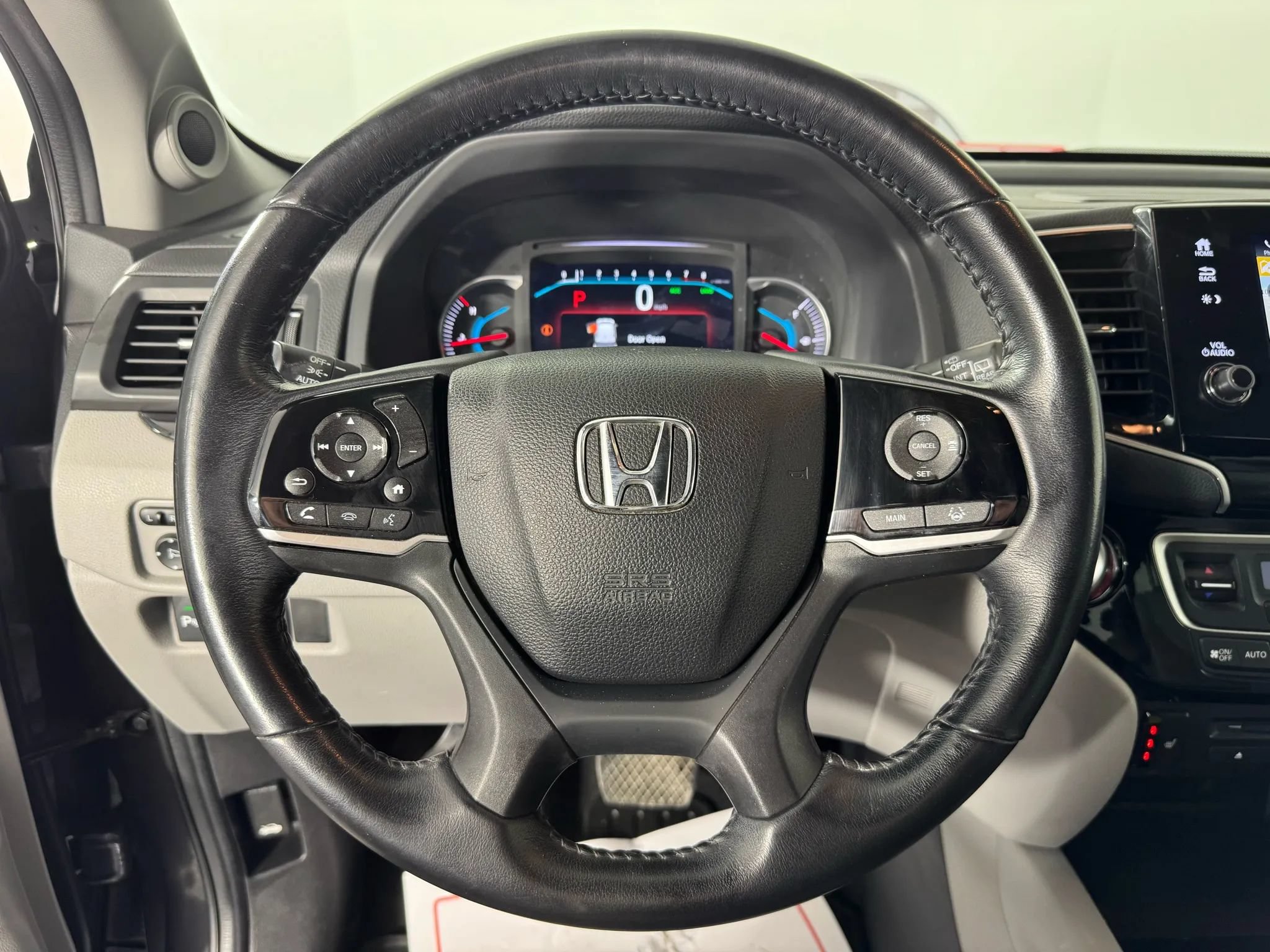 Used 2021 Honda Pilot Touring image 13