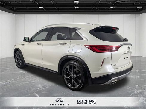 Used 2019 INFINITI QX50 Essential w/ Sensory Package image 3