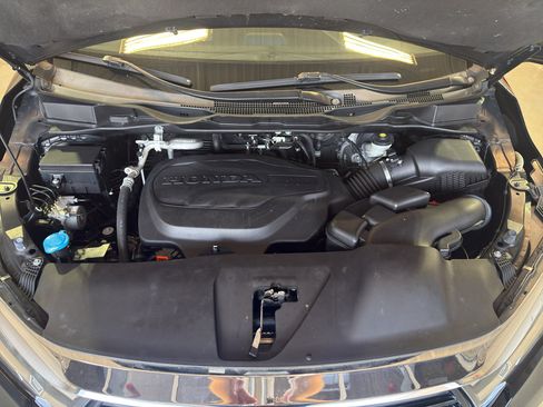 Used 2021 Honda Odyssey EX-L image 32