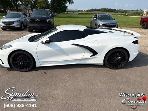 Used 2026 Chevrolet Corvette Stingray Premium Conv w/ Z51 Performance Package RWD image 24